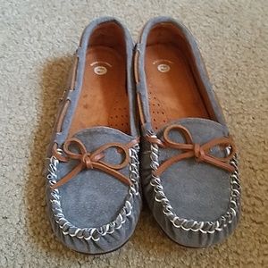 Lamp Grey and brown Moccasins, worn once, size 8